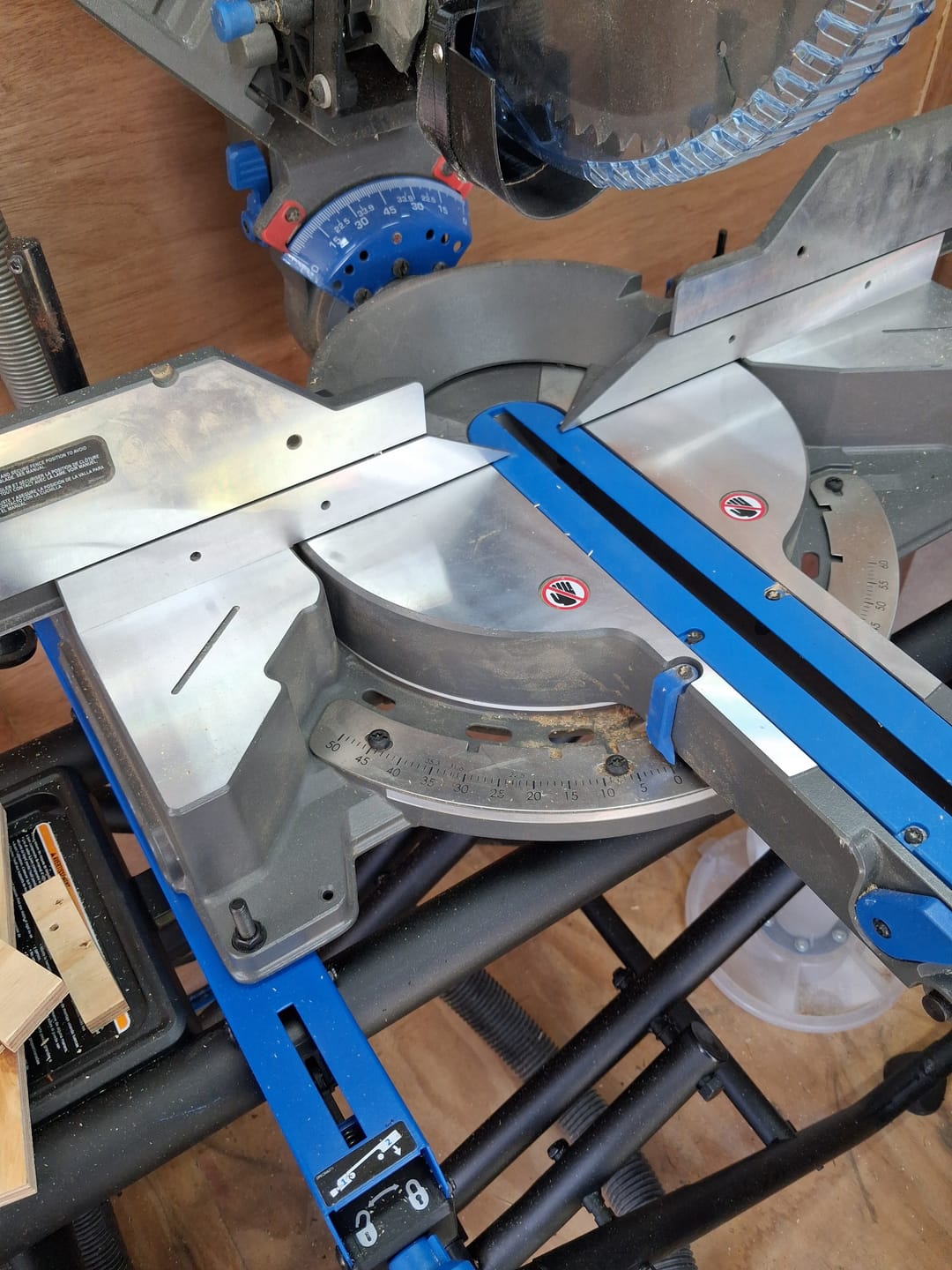 Customer photo review of Dust Collection Chute for Delta Cruzer Miter Saw