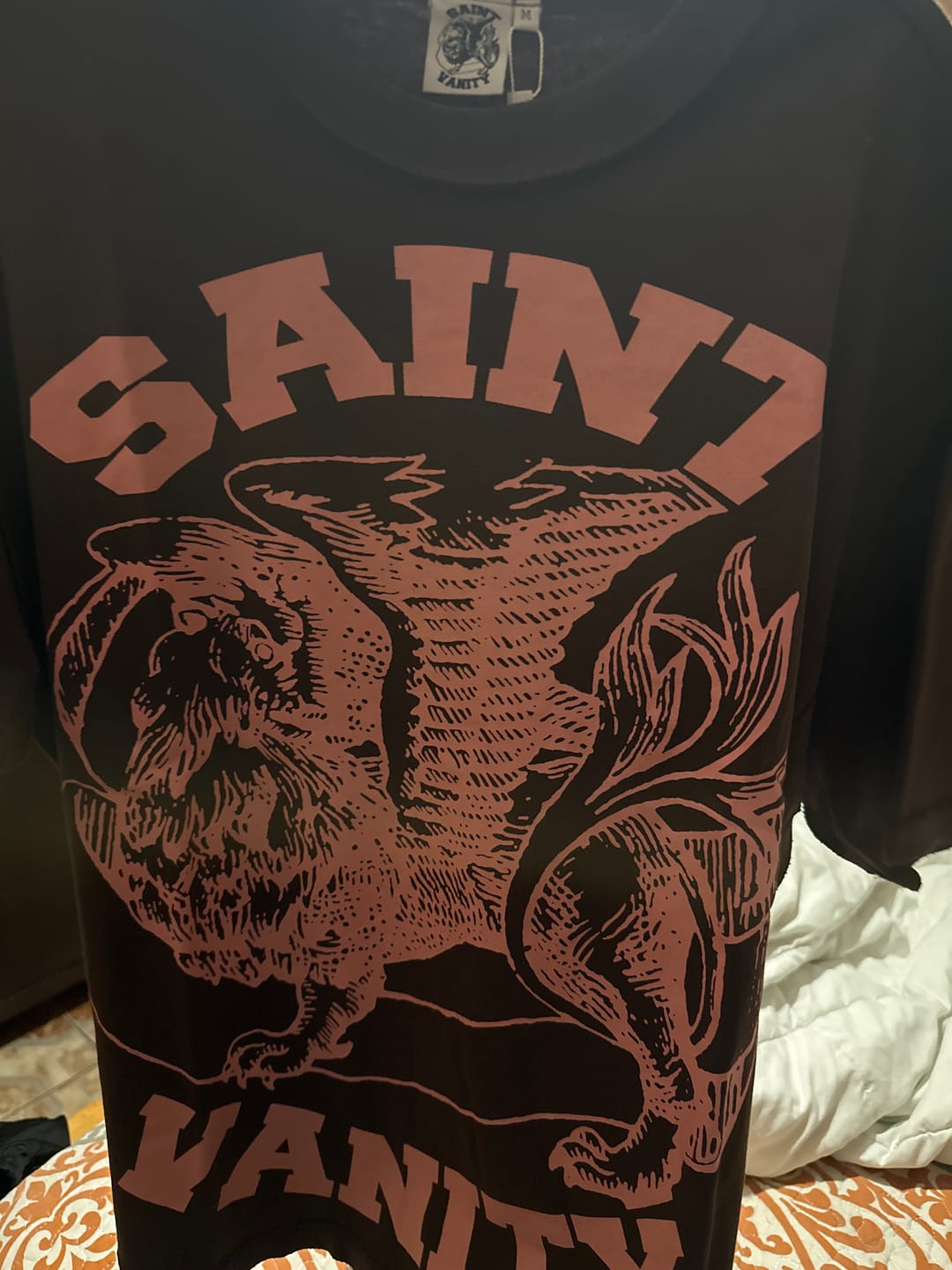 Customer photo review of Saint Vanity Griffin Tee Brown Pink