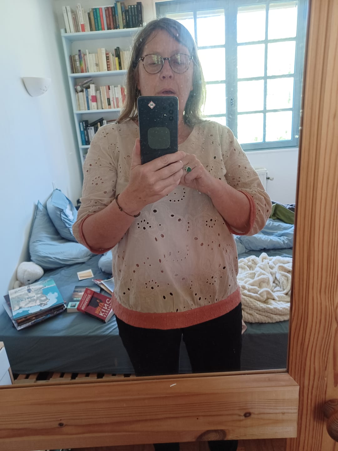Customer photo review of Blouse Constance — Coton brodé ficelle & bandes brodé terracotta