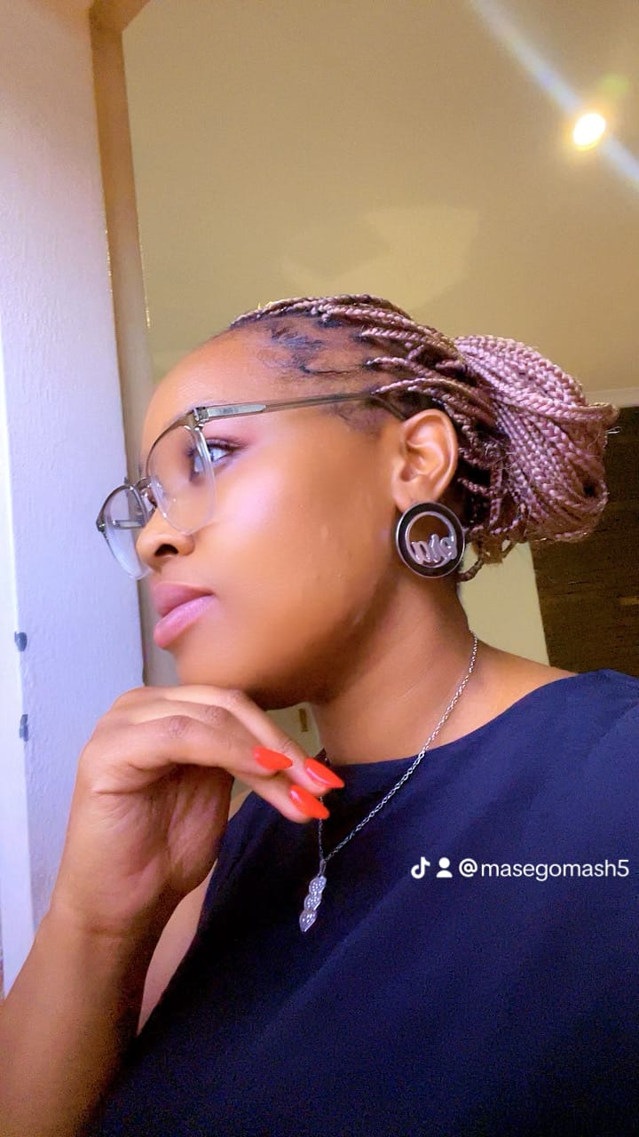 Customer photo review of Gold Luxe Logo Hoops