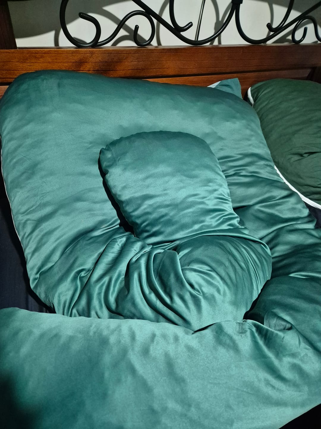 Customer photo review of Satin Pillow Pod Case