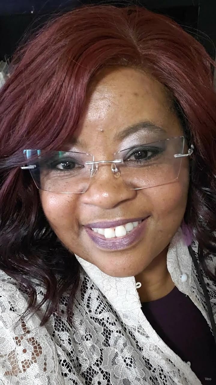 Customer photo review of Fifi Eyeglasses