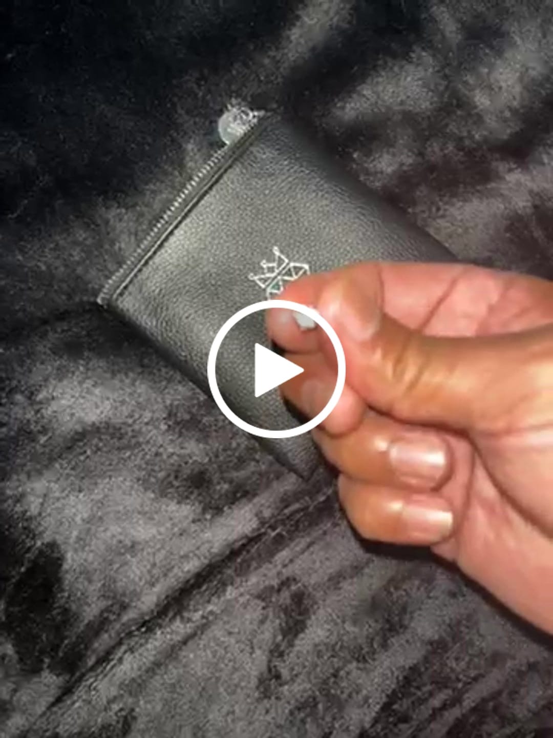 Customer video review of 5mm Stud Earrings - 925 Silver