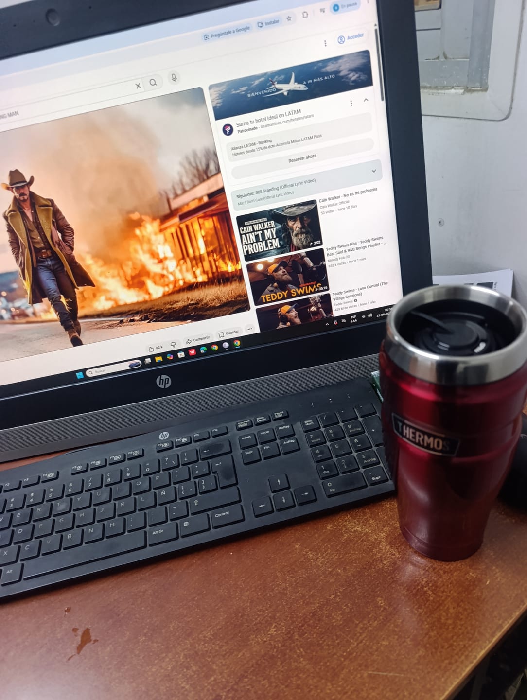 Customer photo review of TERMO MUG 470ML KING ROJO
