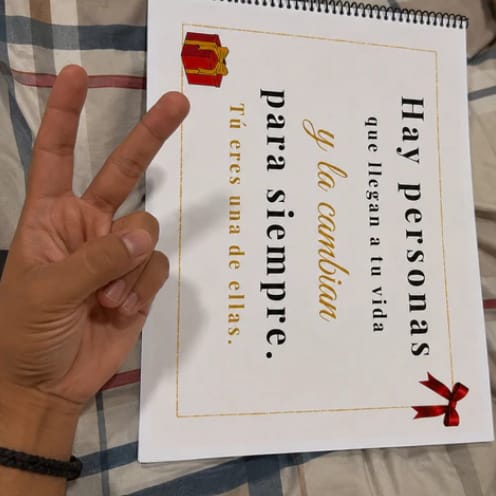 Customer photo review of Álbum de Cumpleaños Imprimible — Hijo/a
