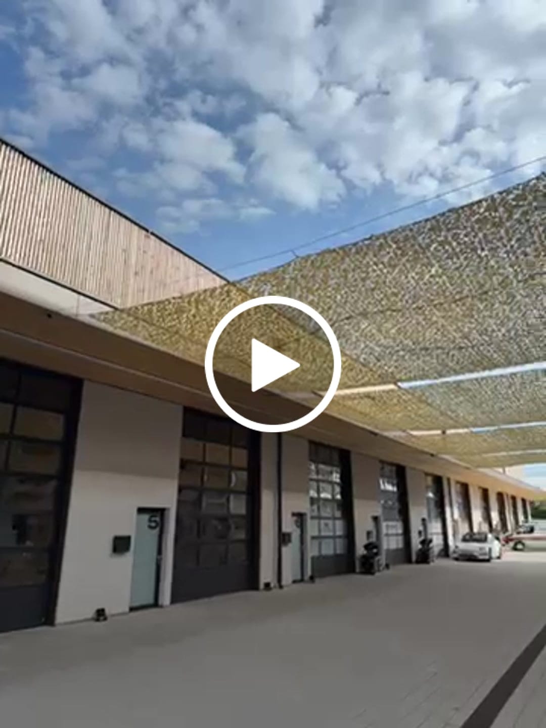 Customer video review of Tarnnetz Beige