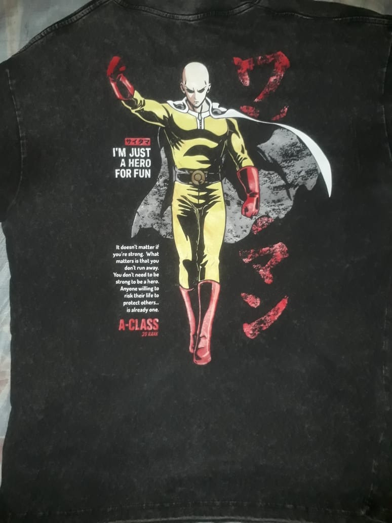 Customer photo review of Camisa Saitama - One Punch Man
