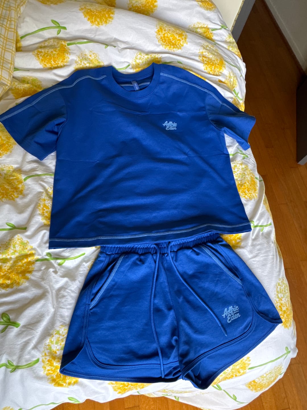 Customer photo review of Aelfric Eden Oversized Sweat Sets