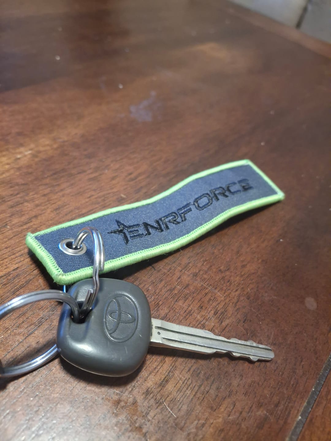 Customer photo review of Hustle Hard Jet Tag