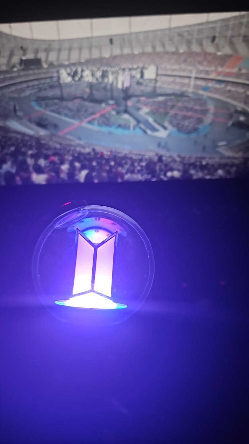 Customer photo review of BTS BLUETOOTH LIGHT STICK VER.4