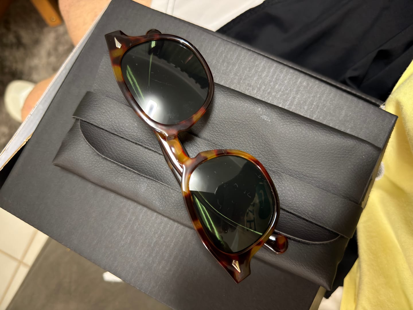Customer photo review of Óculos de Sol Berlim