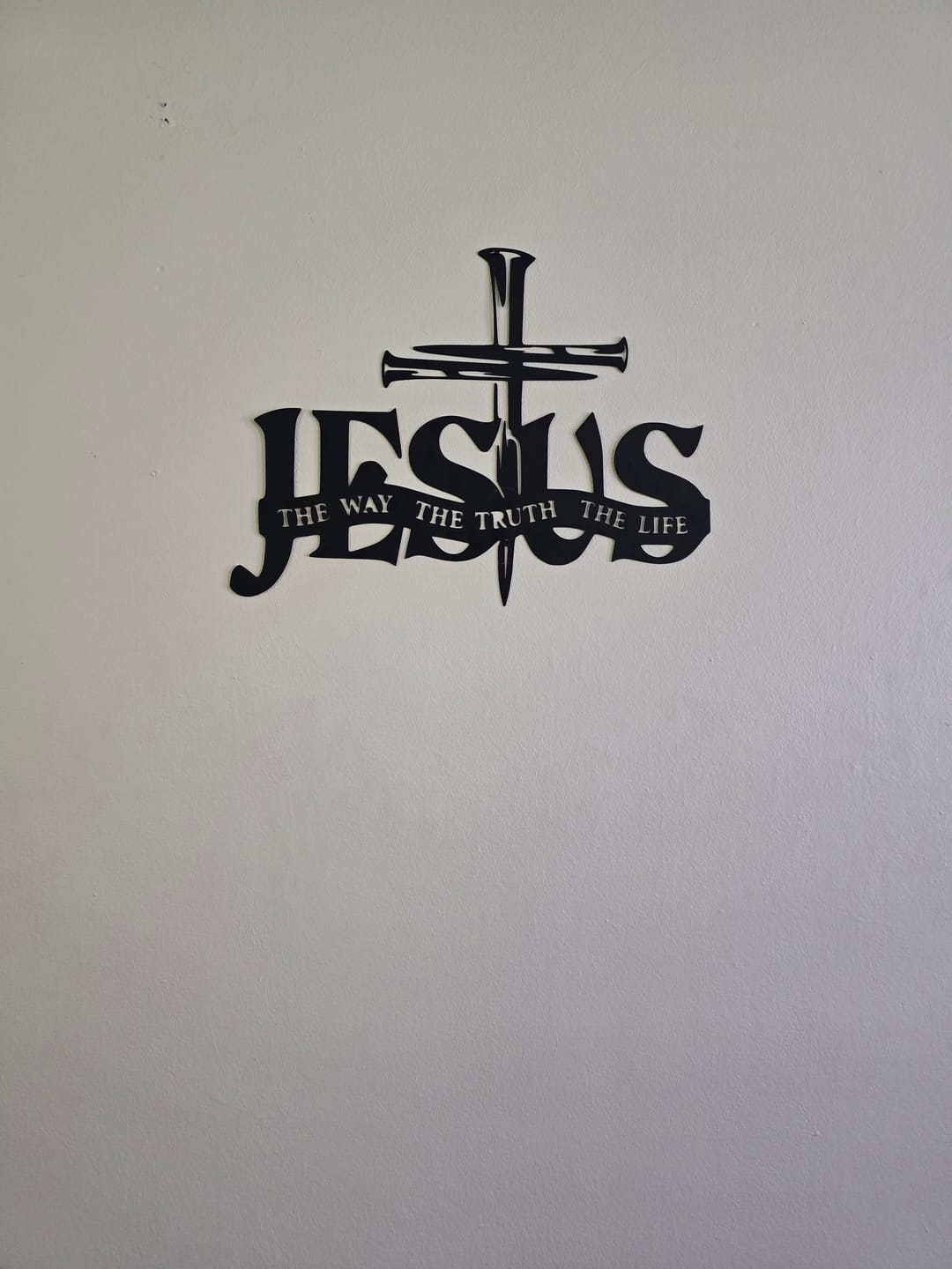 Customer photo review of Christianartworkshop Faithful Jesus & Cross Design Metal Wall Decor Home Decoration