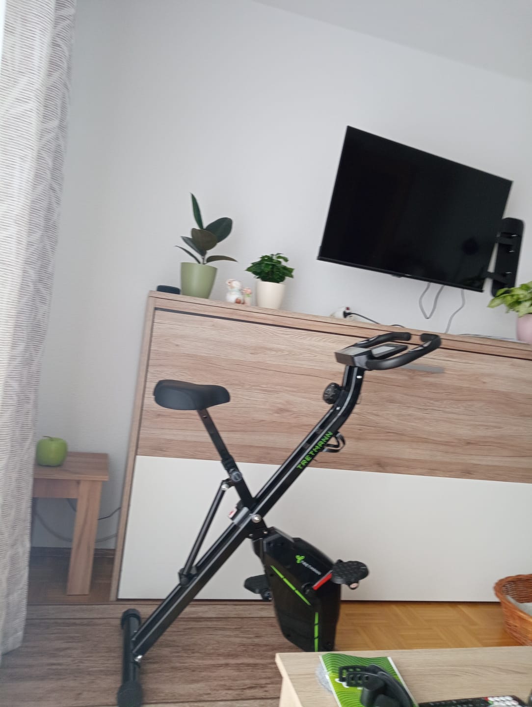 Customer photo review of Tretmann HOME - Klappbarer Heimtrainer