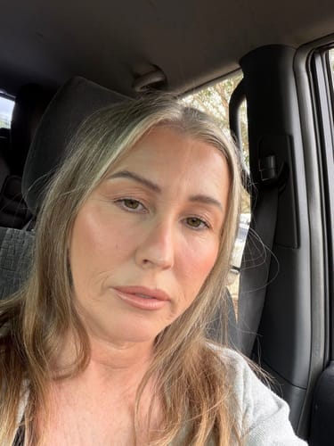 Customer photo review of Reverse-aging Adaptive Foundation