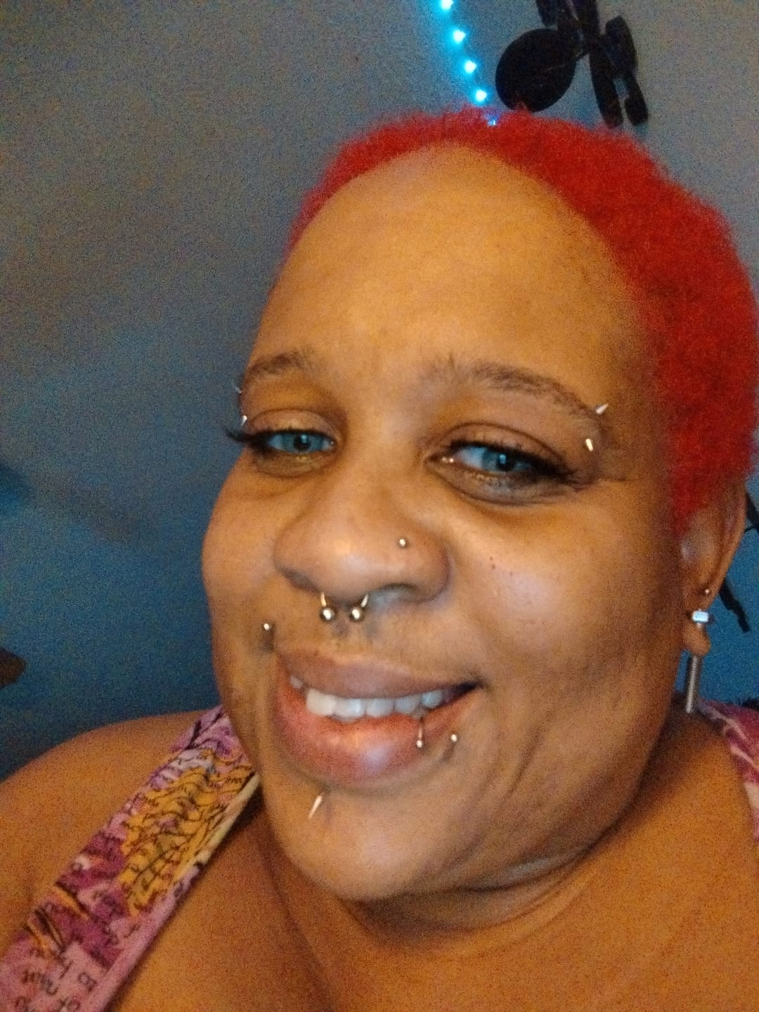 Customer photo review of Perla Light Green Prescription Colored Contact Lenses
