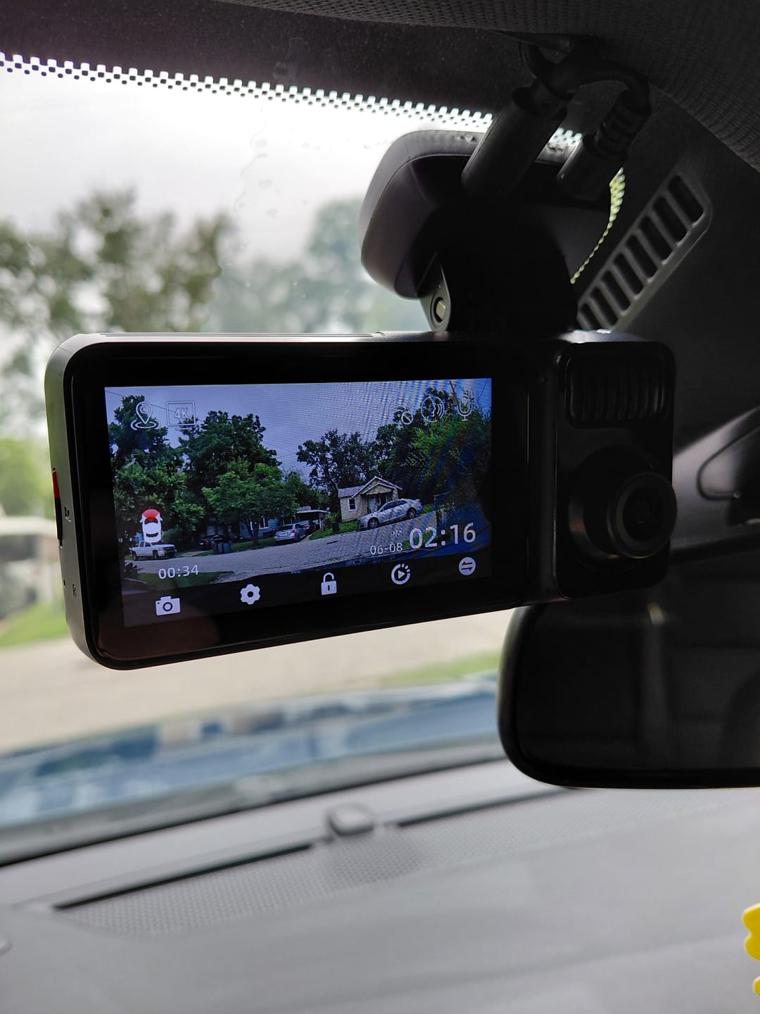 Customer photo review of REDTIGER F17 Elite 4K 3 Channel Car Vlog Dash Cam Sony STARVIS 2 Dual HDR WIFI 6 Full Night Color