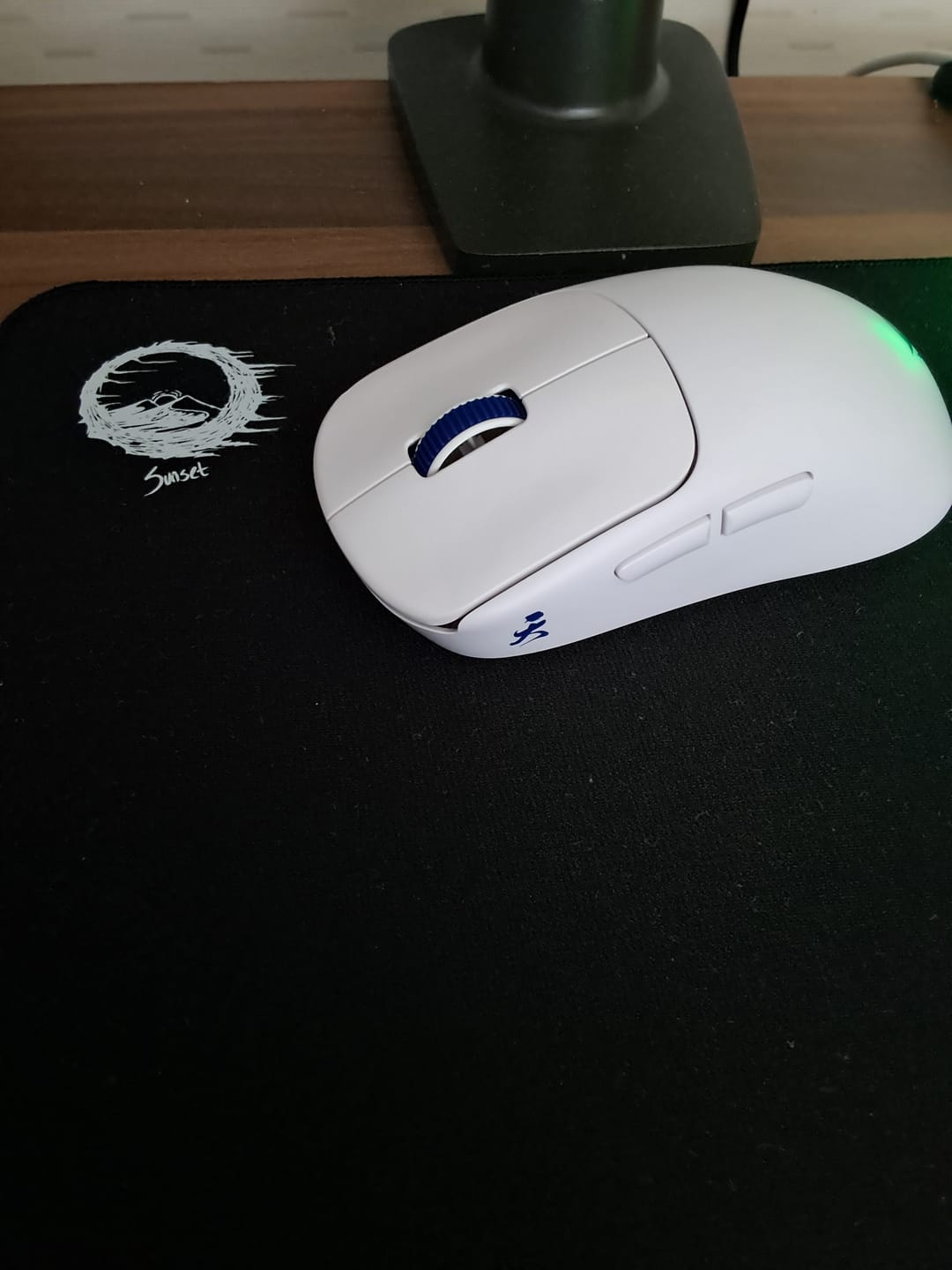 Customer photo review of Ninjutso Ten Wireless Mouse