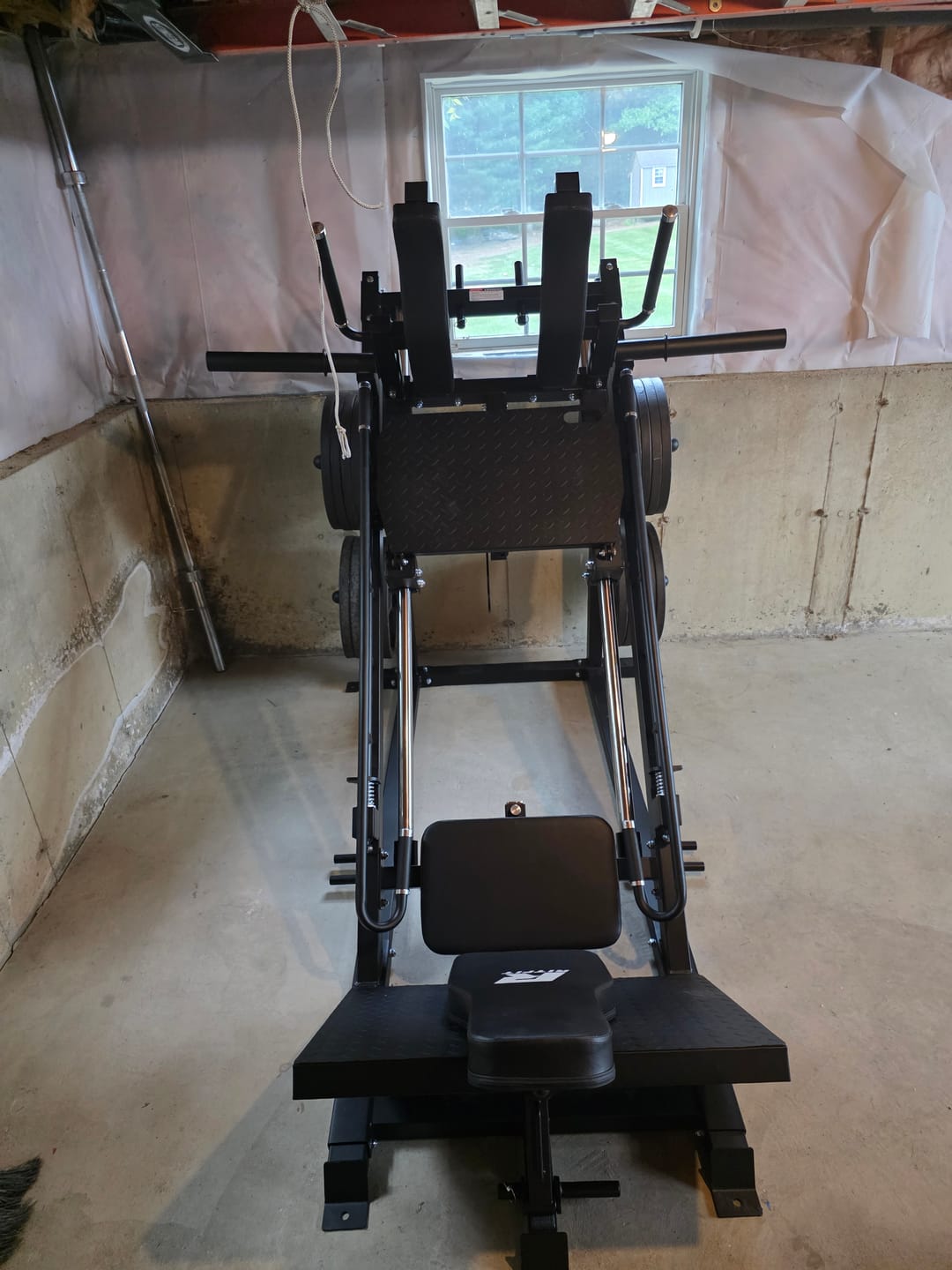Customer photo review of RitFit GAZELLE PRO 3-In-1 Leg Press and Hack Squat Machine