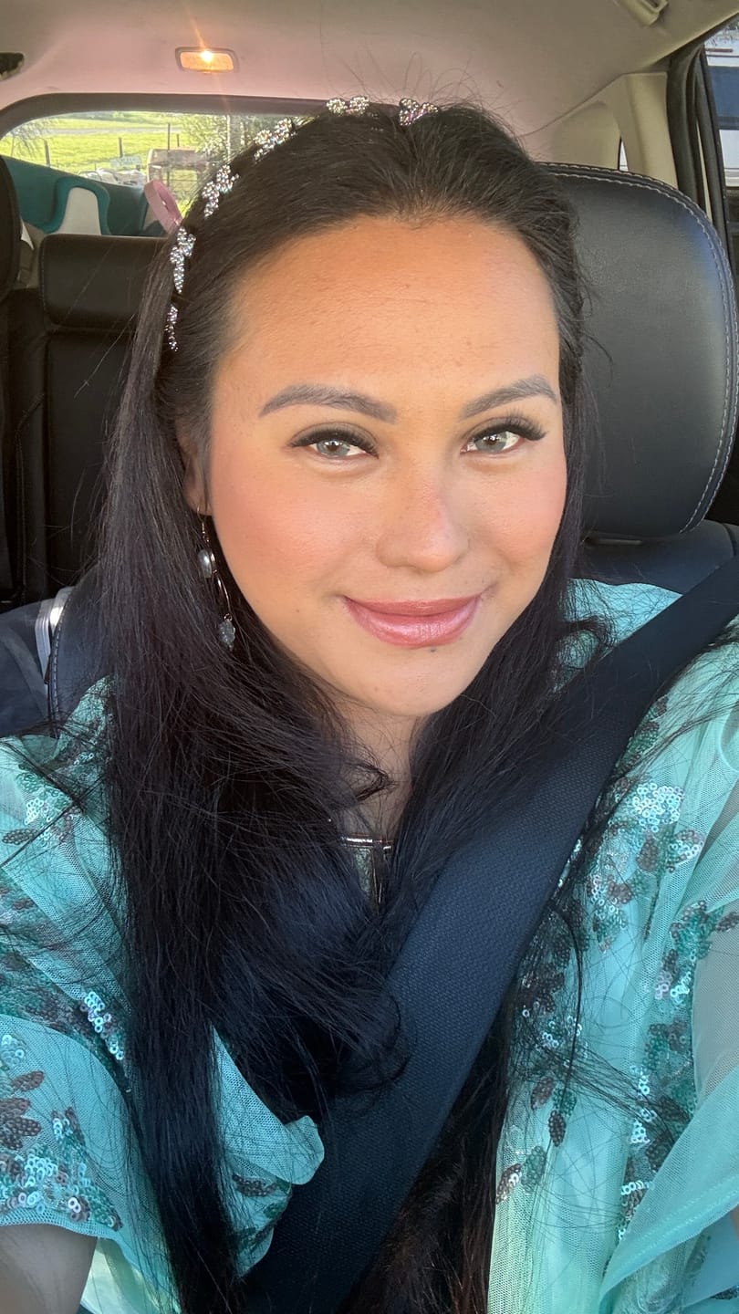 Customer photo review of Infinaluxe Pre-Glued Lash Extensions