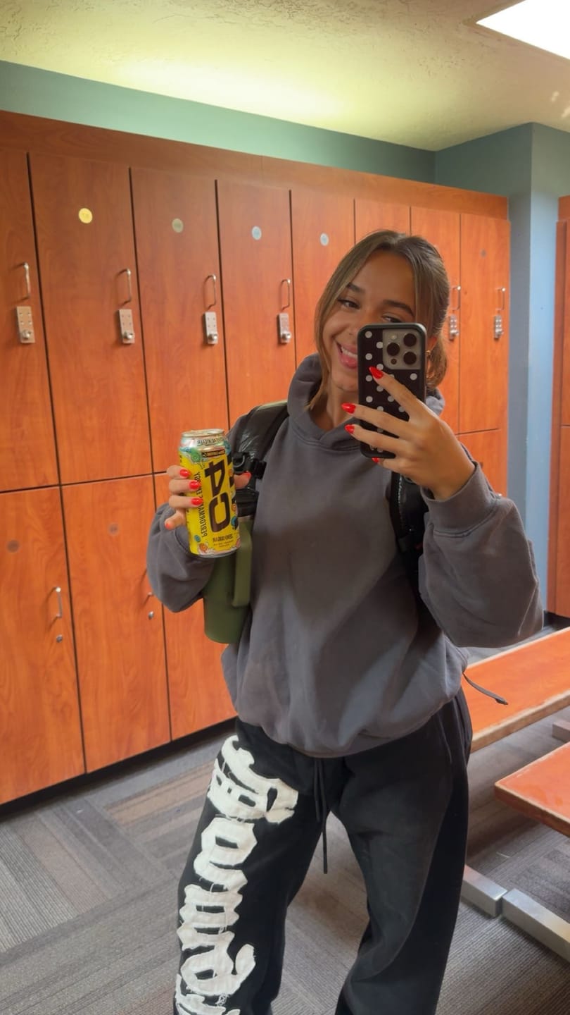 Customer photo review of 2127 - Big Patch Sweats
