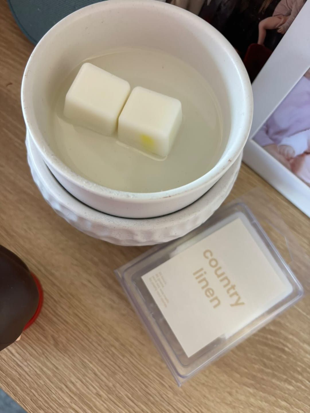 Customer photo review of Country Linen Wax Melt Gift