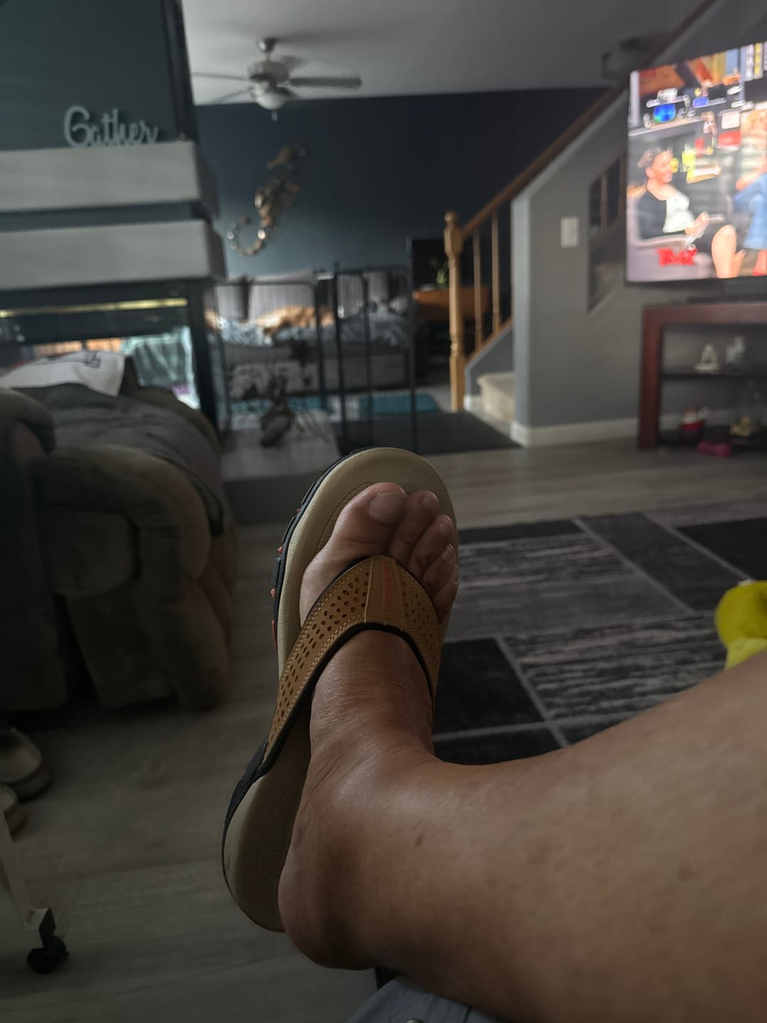 Customer photo review of Ramble Lite - Wide Toe Slippers