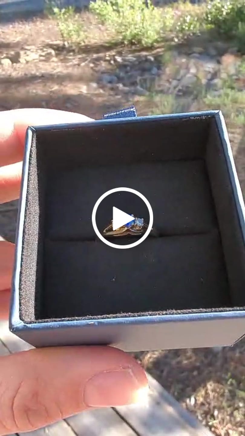 Customer video review of Vintage 14k Yellow Gold Blue Sapphire Diamond Dainty Sparkling Trio Ring 5.50