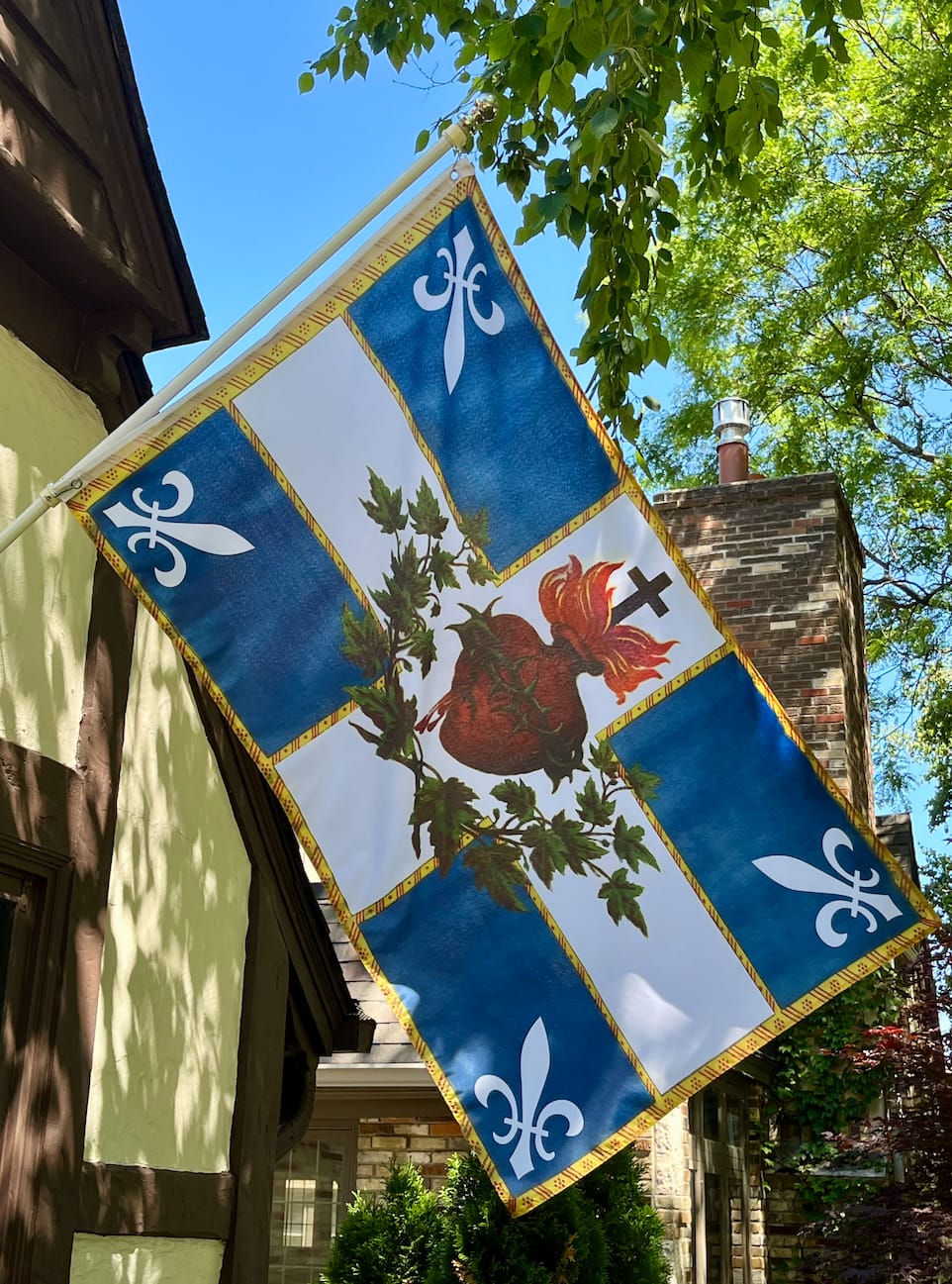 Customer photo review of New Sizes! Flag of the Sacred Heart – Blue - Indoor/outdoor Flag – Polyester – 6 Sizes