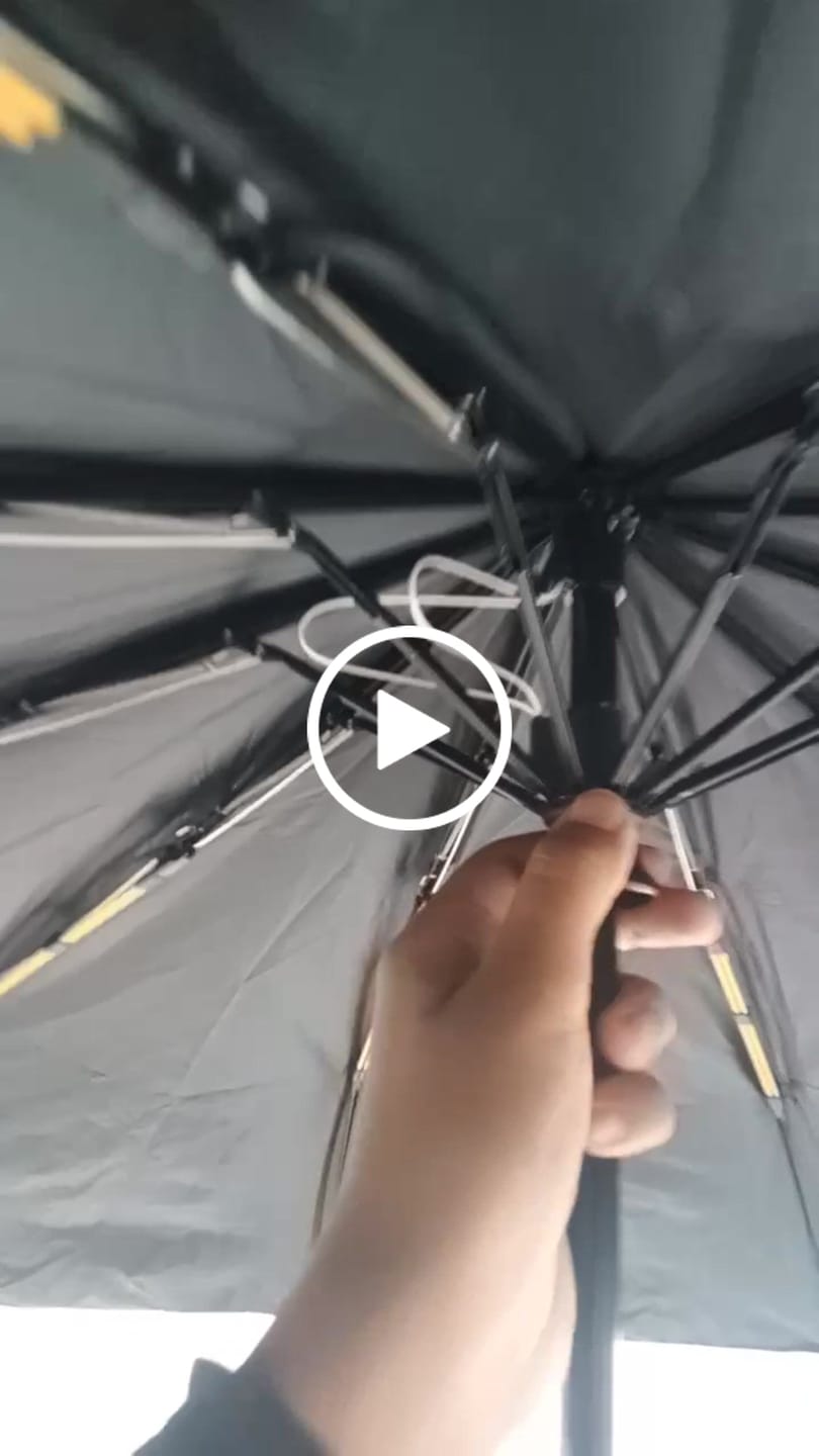 Customer video review of UV Protected Umbrella with Torch - Unbreakable | Windproof | Waterproof