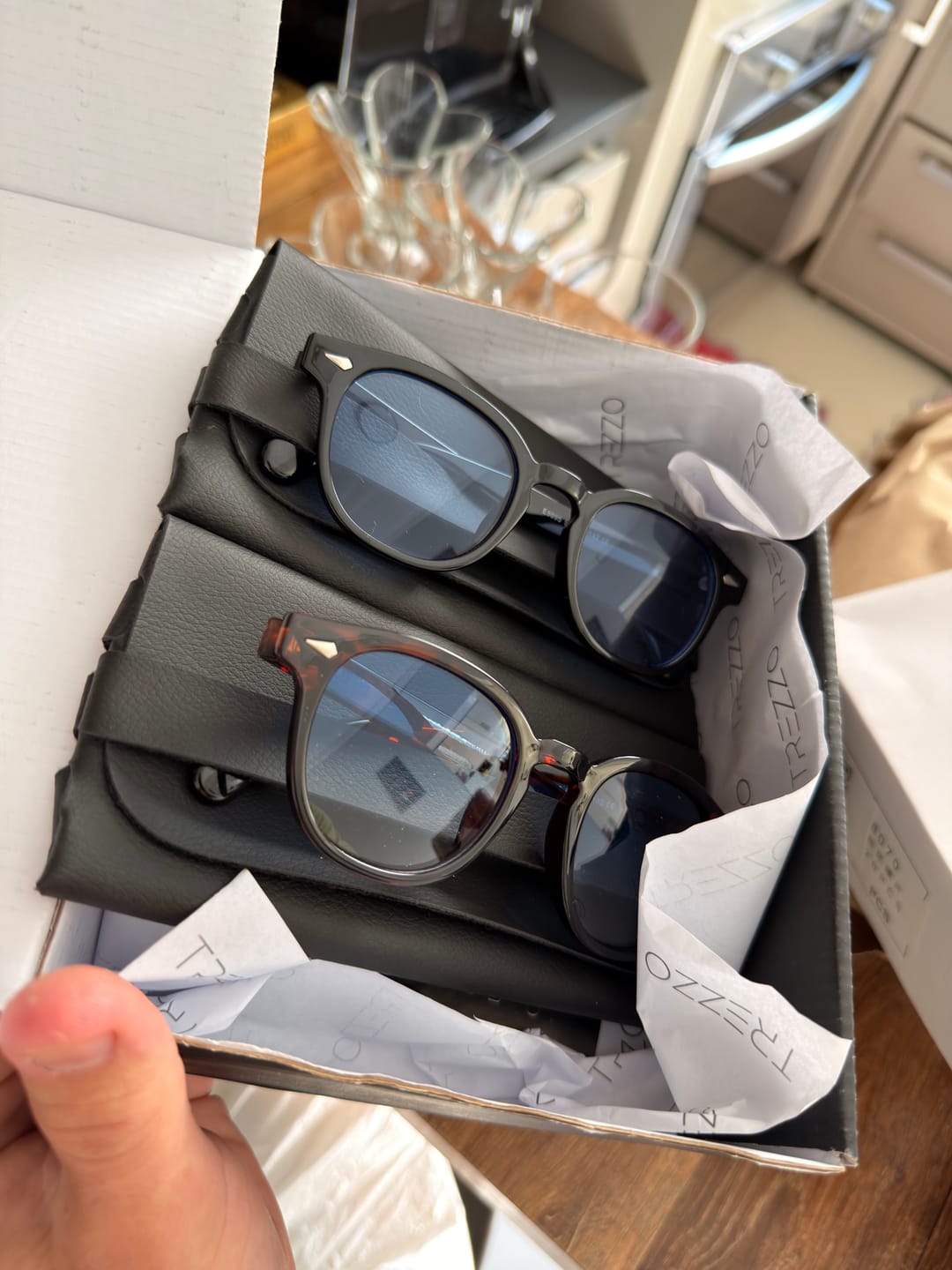Customer photo review of Óculos de Sol Berlim