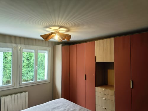 Avis photo d'un client sur Rose teinté Chêne | Plafonnier