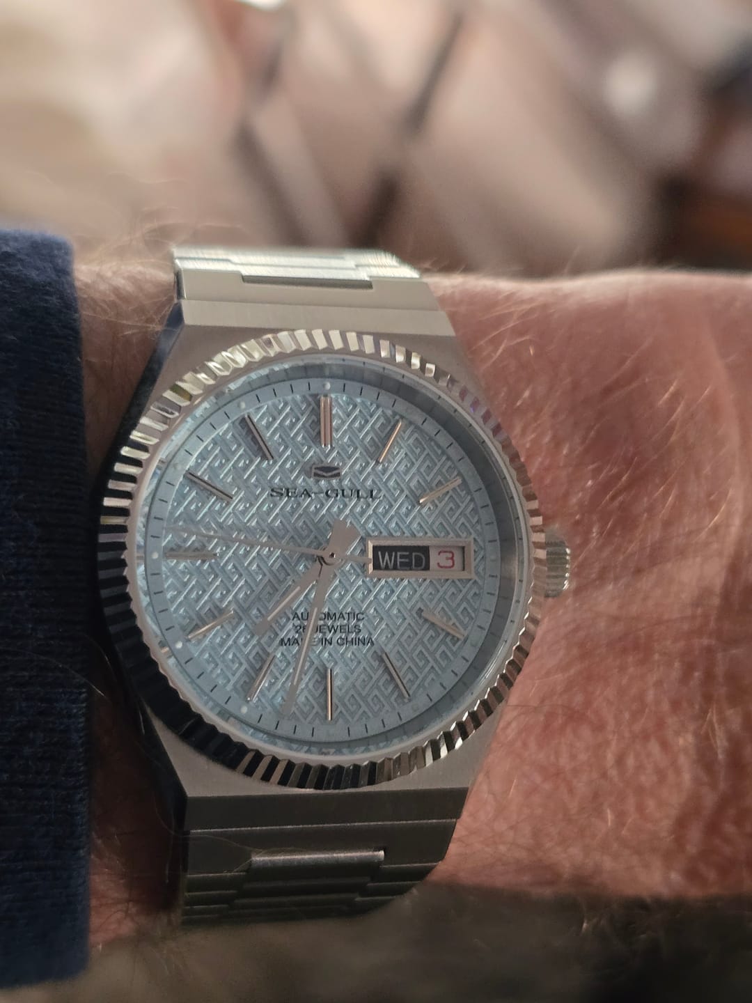 Customer photo review of Ancient Cloud Motif Dial Date-day Calender Reissue Automatic Dress Watch 38mm