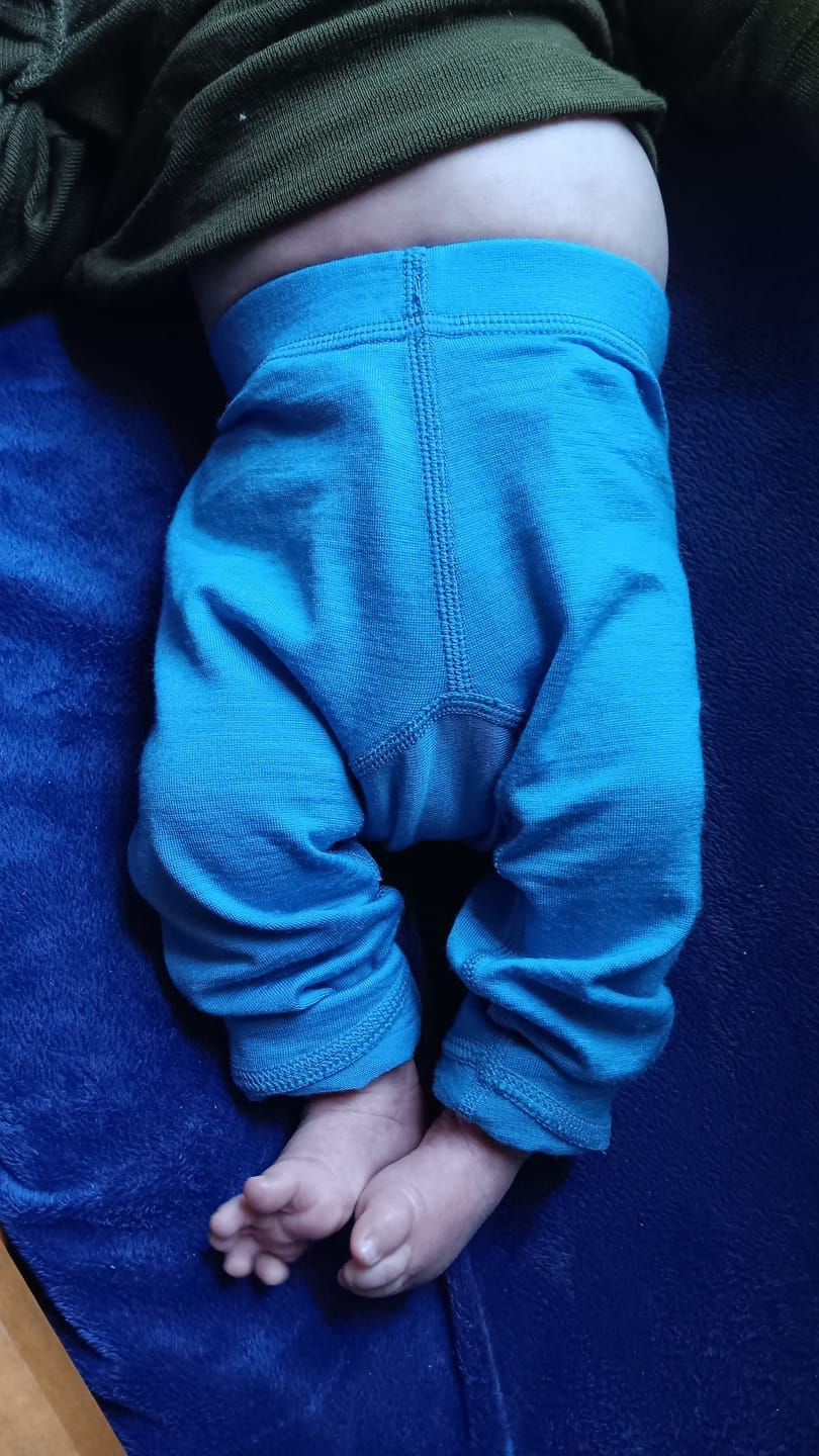 Customer photo review of Baby Merino Wool Legging