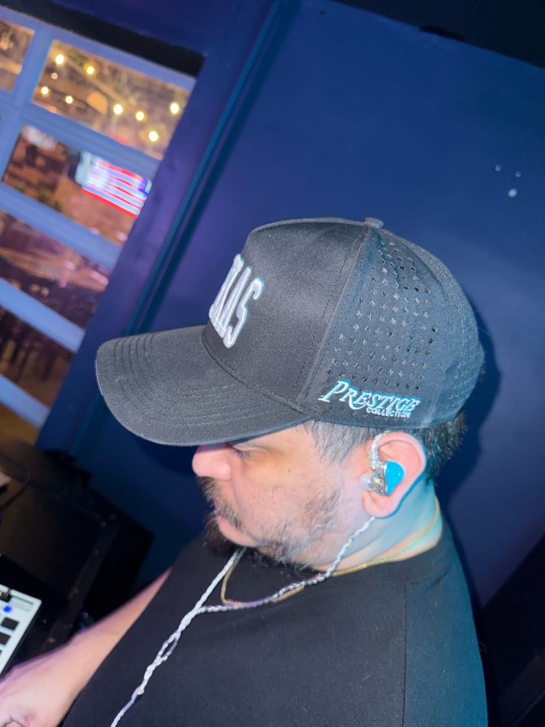 Customer photo review of TEXAS PERFORMANCE SNAPBACK - BLACK EDITION