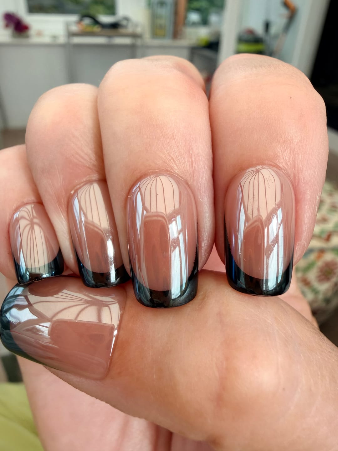 Customer photo review of Ma Damn - Press On Nails