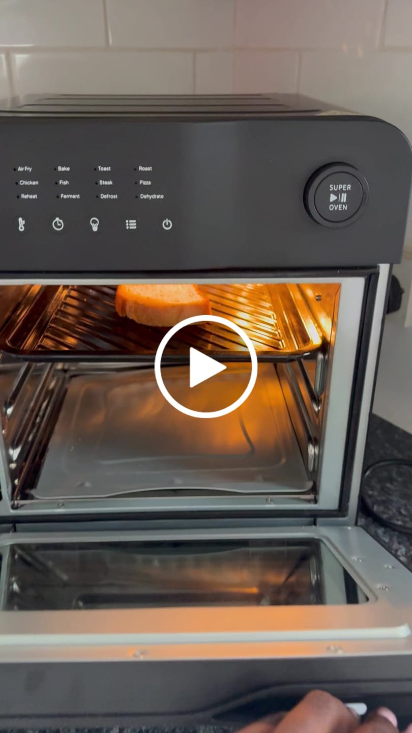 Customer video review of f66 Super Oven - 15L Digital Air Fryer Oven