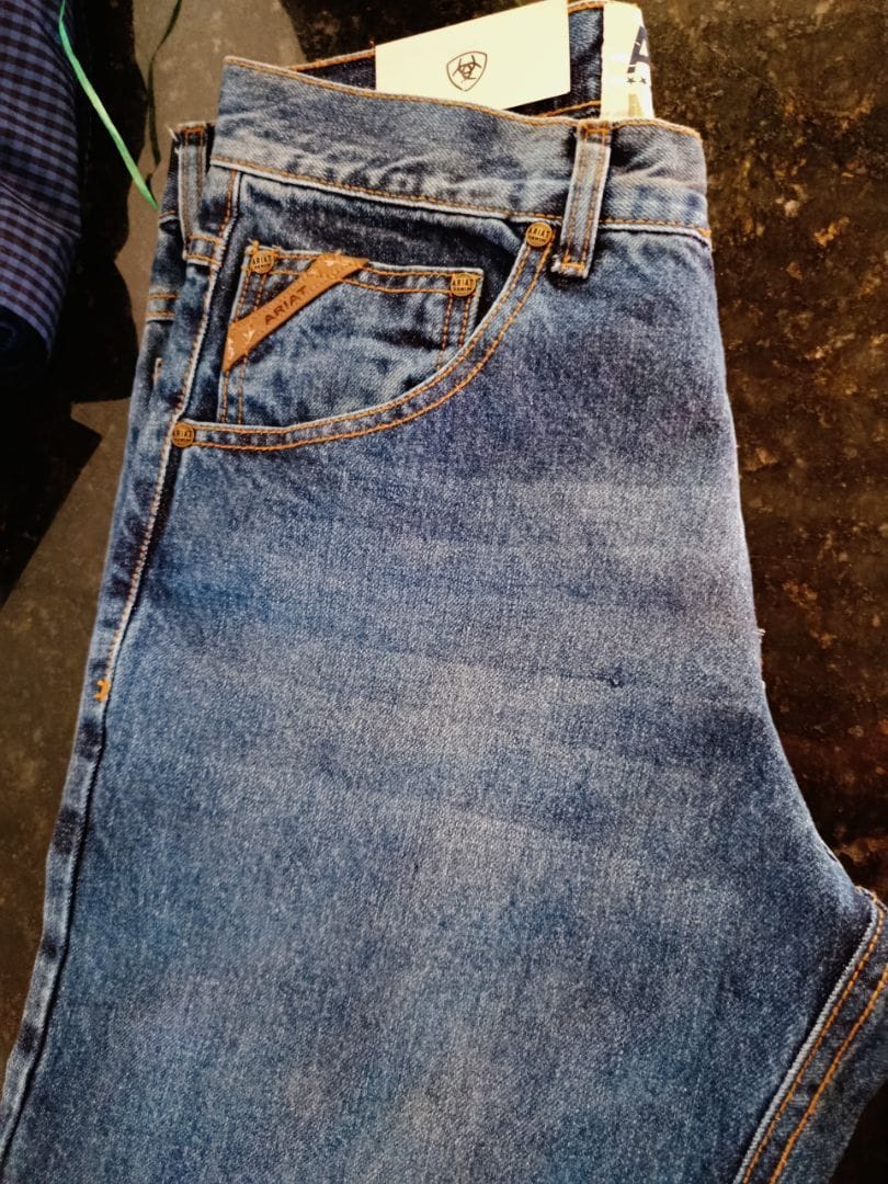 Customer photo review of Calça Country Masculina Ariat M5
