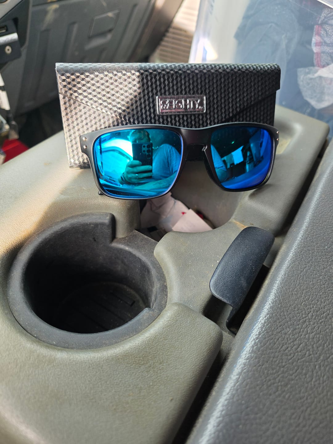 Customer photo review of 80Eighty® Polarized Sunglasses - Blue Chrome