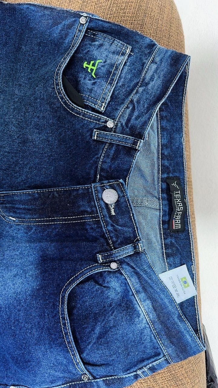 Customer photo review of Calça Country Masculina Ariat M5