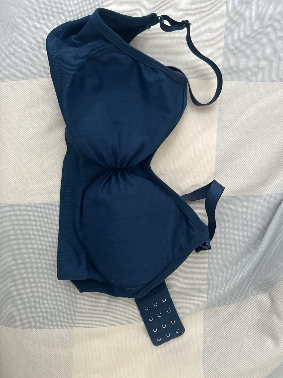 Customer photo review of Lovemère Seamless Nursing Bra