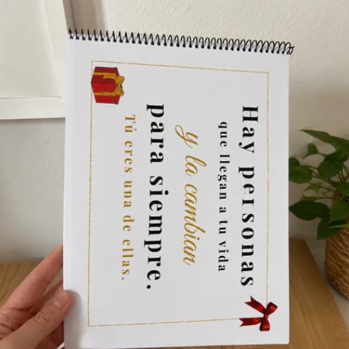 Customer photo review of Álbum de Cumpleaños Imprimible — Hijo/a