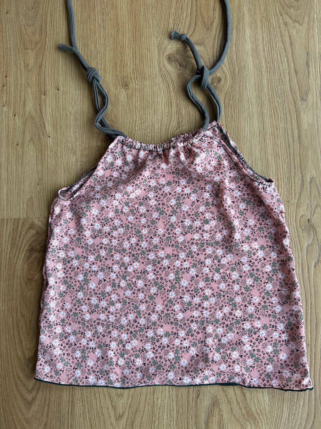 Customer photo review of Khaki and White on Peach Crepe Fabric
