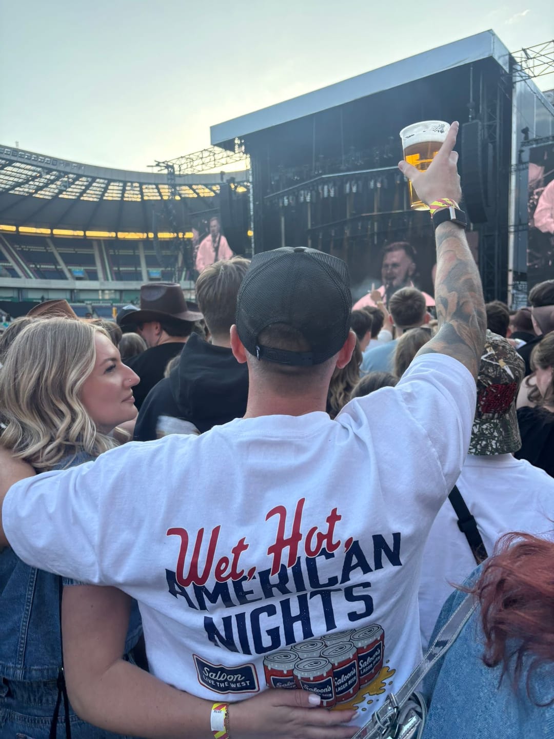 Customer photo review of AMERICAN NIGHTS - HEAVY TEE