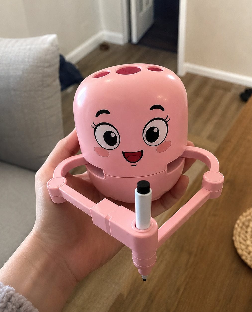 Customer photo review of Marvin’s Drawing Robot