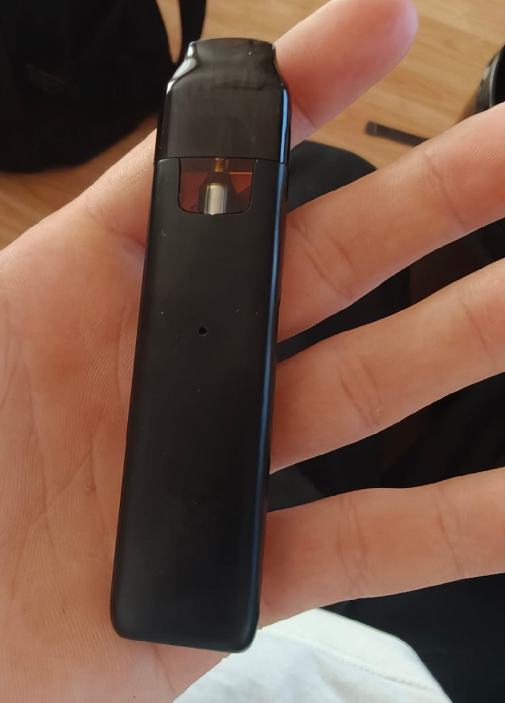 Customer photo review of Gorilla Glue 9H-HHC Einweg Vape