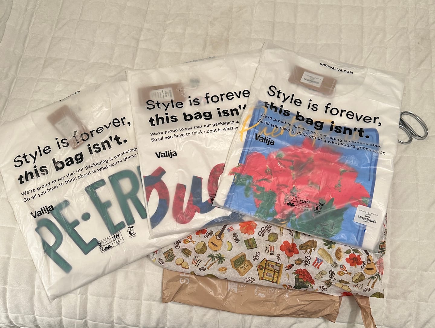 Customer photo review of PR Graphic Top