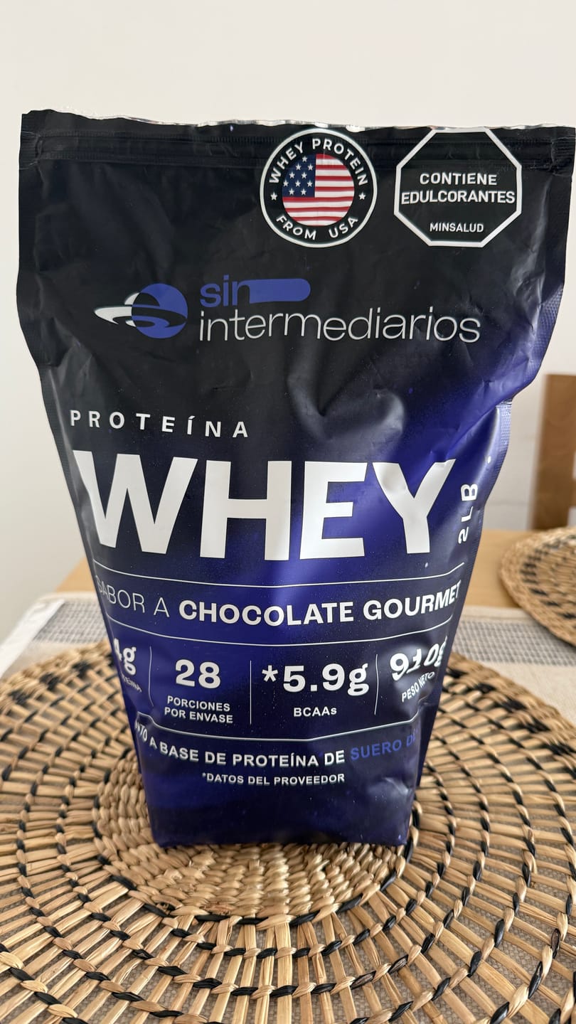 Customer photo review of Proteína Whey - Chocolate