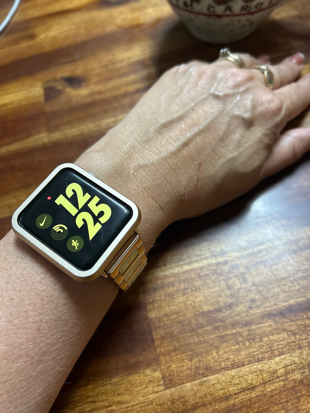 Customer photo review of Aura Metal Band