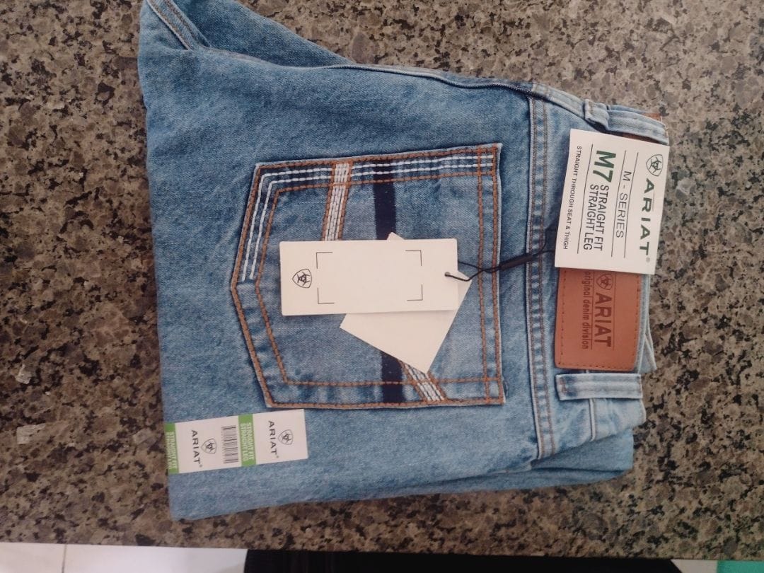 Customer photo review of Calça Country Masculina Ariat M5