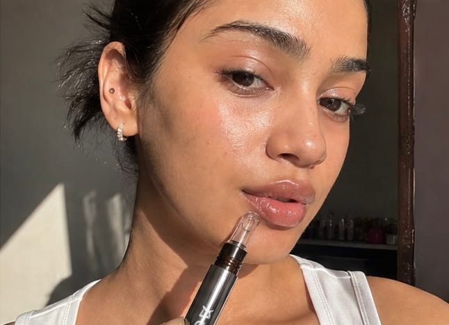 Customer photo review of Kiss Me More Lip Plumper